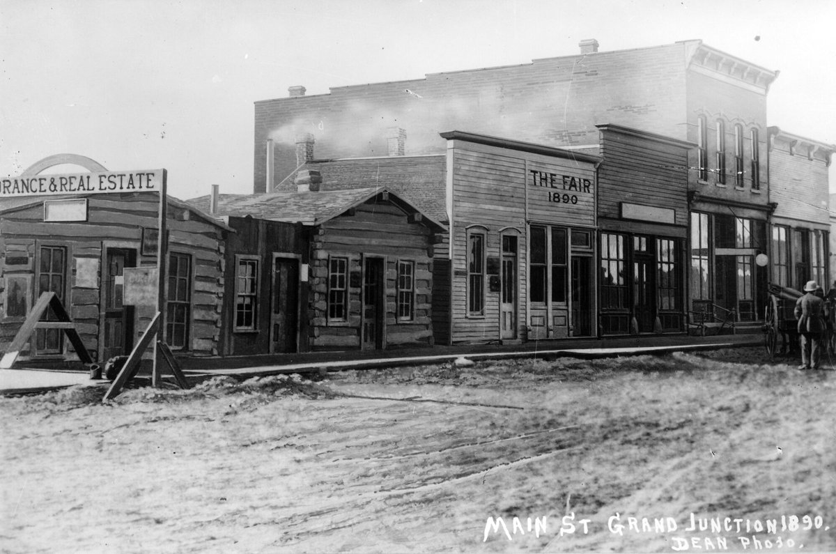 Main Street, Grand Junction, Colorado (1890). Photo from @denverlibrary