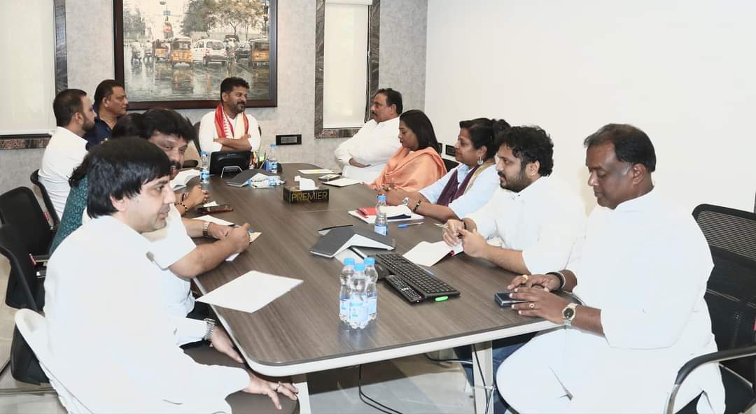 Today attended the secunderabad parliamentary Constituency review meeting chaired by the Hon’ble Chief Minister & PCC president @revanth_anumula Garu.