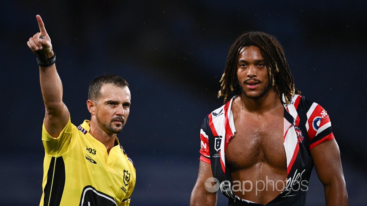 Roosters’ #Young facing ban, binned #Radley not #charged #Sydney #Roosters flyer Dom Young is set to be sidelined for at ozarab.media/roosters-young… #DomYoung #Australia #AustralianRugby #SydneyRoosters #NationalRugbyLeague #VictorRadley