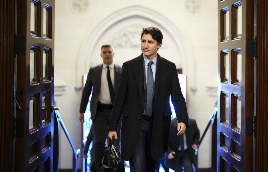 Prime Minister Justin Trudeau announces $2.4-billion to build Canada’s AI capacity theglobeandmail.com/canada/article…