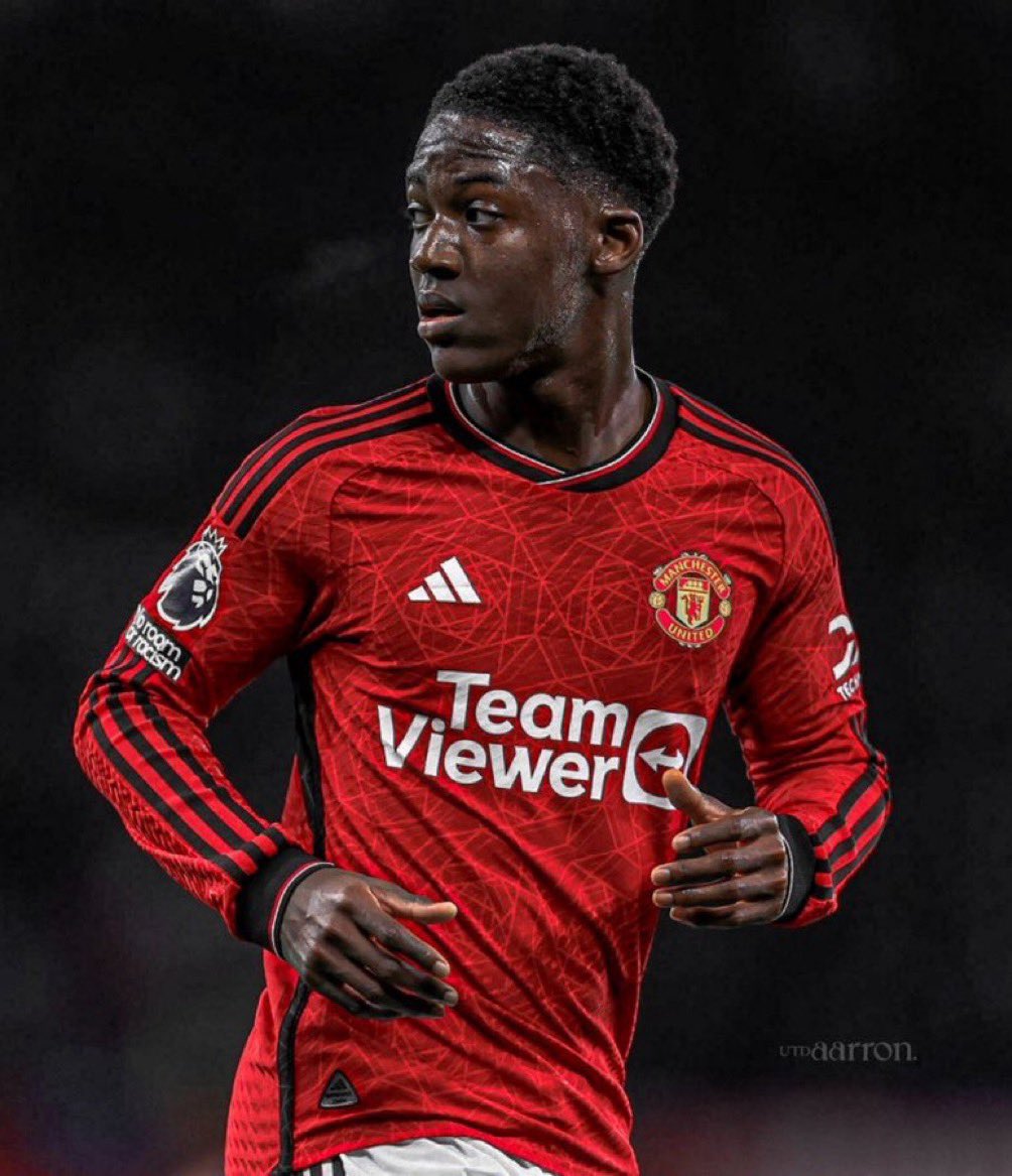 No true Manchester United fan would skip this post without dropping a like for KOBBIE MAINOO❤️