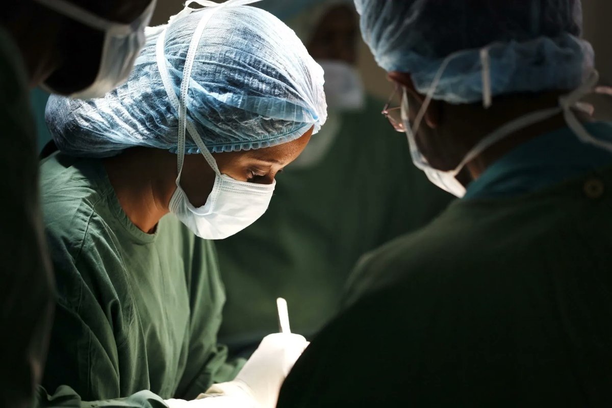 Today we celebrate International Paediatric Surgery Day. Children everywhere have a right to access surgical care. Surgical care is an essential component of universal health care. We need more Paediatric surgeons! @MoHCCZim @UNICEFZIMBABWE @KidsOperating