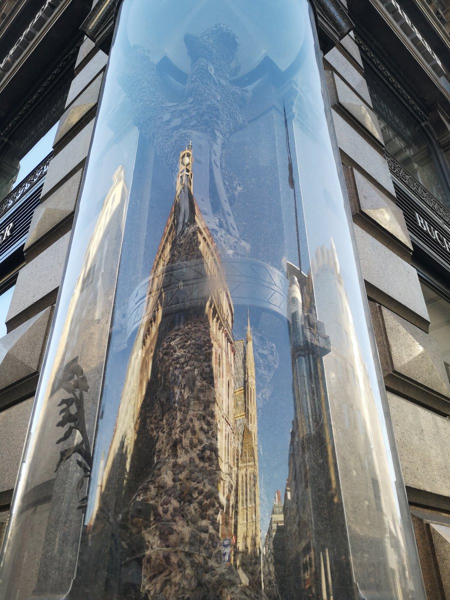 Stock im Eisen als Symbol des Präkariats - Der Gsell und seine Rechte, vergleichbar heute mit Drittstaatsangehörigen mit erstem Jahr Aufenthaltsgenehmigung