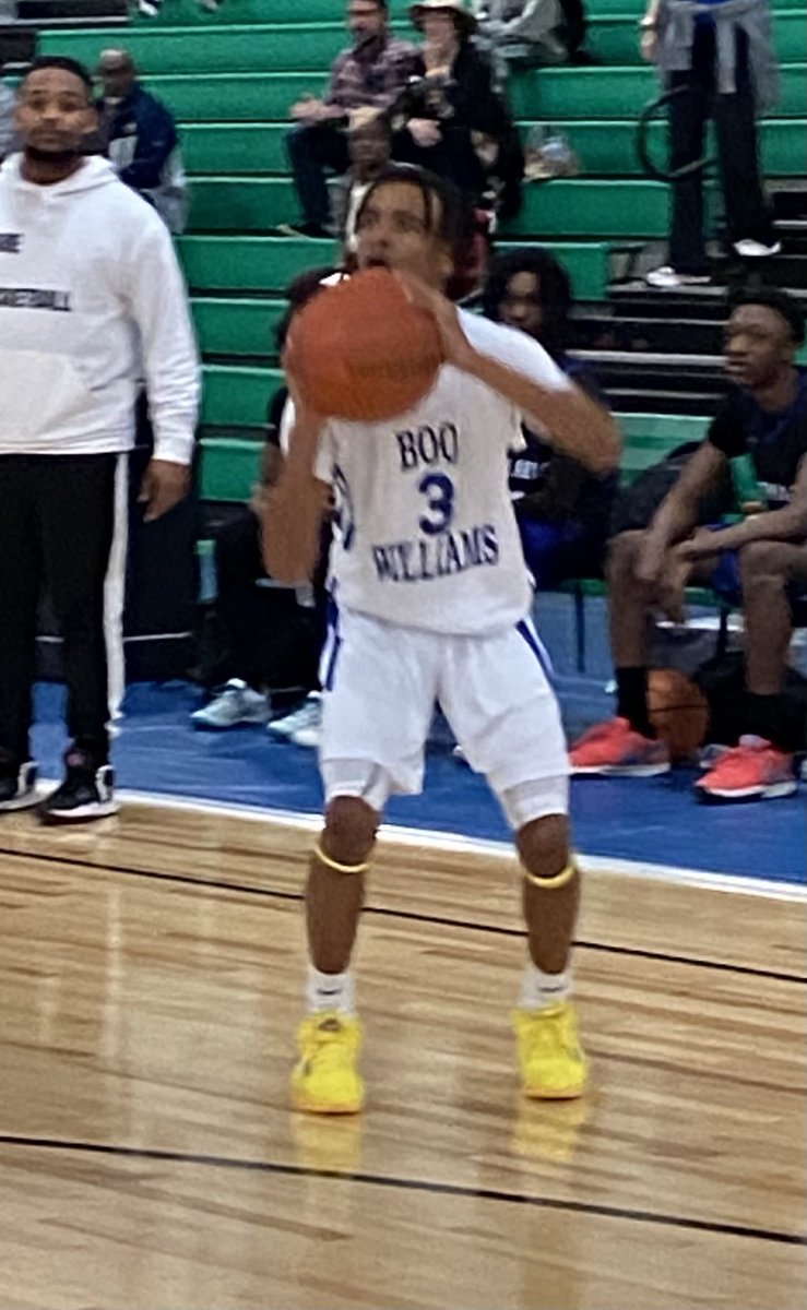 Boo Williams 2029 guard Aidyn Jones stares down one of his four three pointers in a 29 point effort to lead BWSL to the title. Sharpshooter can also rip and score on the move nicely. #BigShots #VATipOff ⁦@BigShotsToday⁩ ⁦@BigShotsGlobal⁩