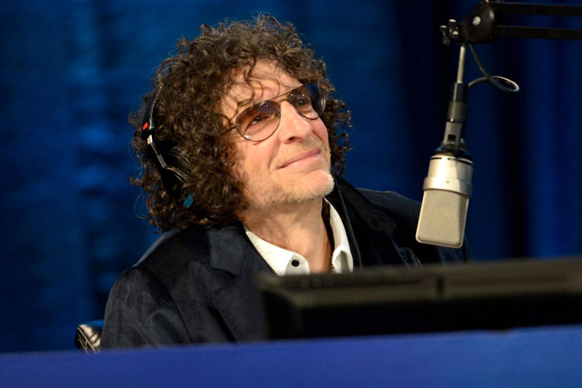 Howard Stern urges Americans to vote for Democrats because the “only fucking issue on the table” is saving democracy to prevent “waking up” in a “dictatorship.' #TrumpIsCompromised