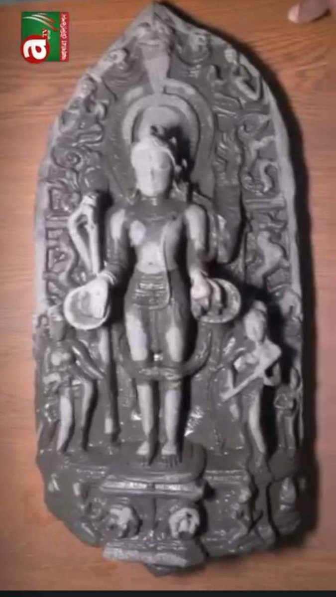 On March 7, a black stone Vishnu idol was recovered in Debiganj upazila of Panchagarh.  The idol is built in the traditional style of the Pala period.  But the most important thing is that it has script.  The Vishnu idol is 29 inches in height, 11 inches in width and weighs 17 kg