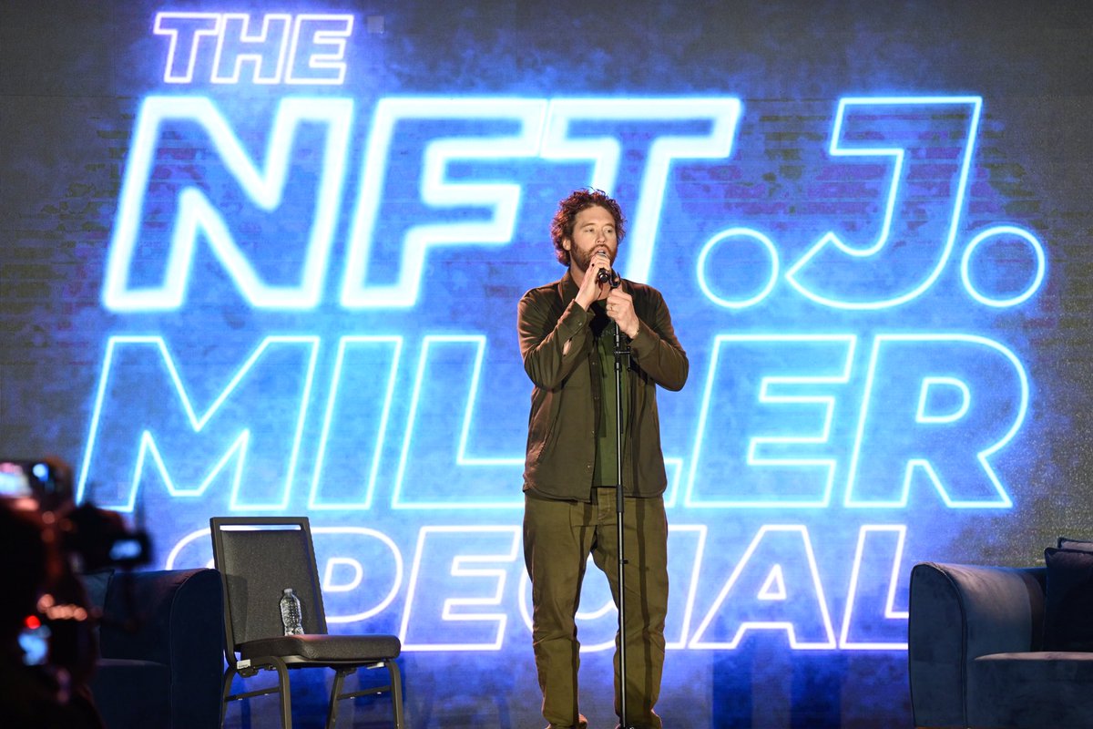 The highlight of @NFT_NYC for me was @nottjmiller His set was hilarious, his talk was insightful and his company genuine. I can’t wait to mint his Comedy special as an NFT. Mostly because I was there. 🫰🫰 NFTs should be personal not speculative 💚