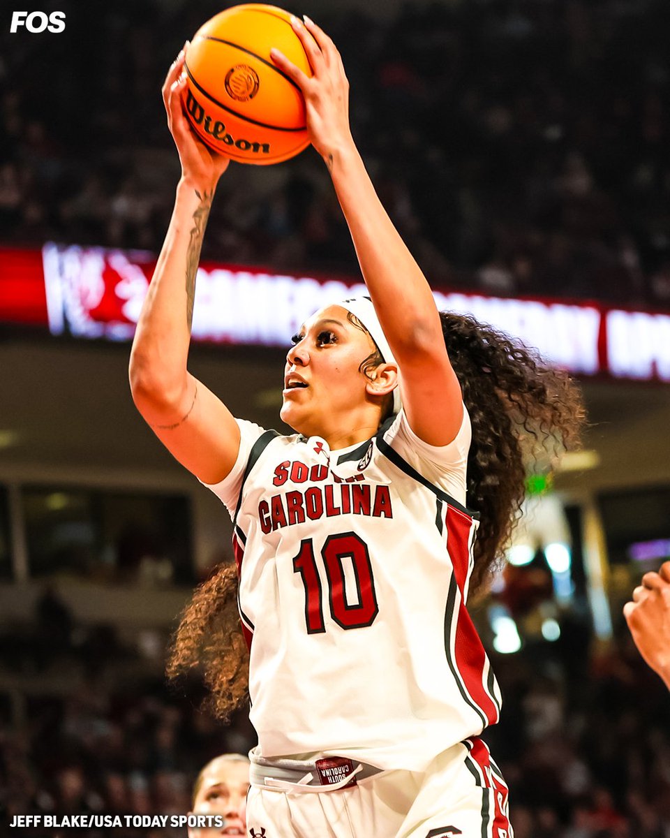 Kamilla Cardoso moved to the U.S. from Brazil by herself at age 15. She didn't speak English and lived with her AAU coach. She committed to Syracuse, then transferred to South Carolina and won a title. Today, Cardoso had a career-high 17 rebounds—and just won ANOTHER title.