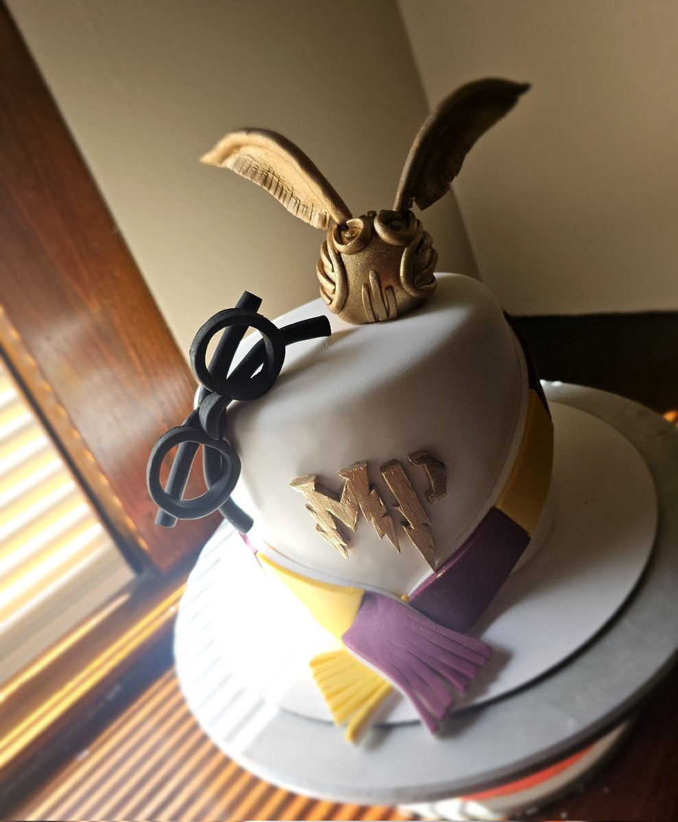 Today's cake #HarryPotter #cake #birthdaycakes #happybirthday #bakersofinstagram