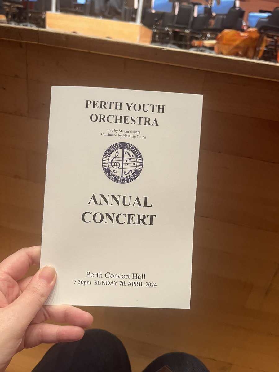 An amazing demonstration of the talent of so many young people at the @PyoPerth concert. A very proud moment to watch Chloe Moodie represent @PerthGrammar as she performed as a winner of the concerto competition. A stunning performance and so well deserved. #ambition #pride