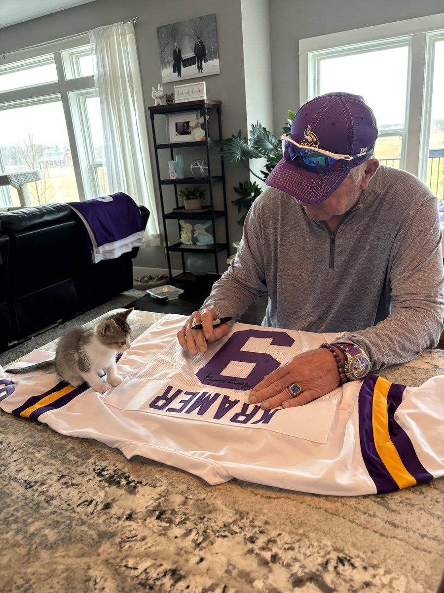 Finished up signing with the help again of our little Diane. Thank you to everyone who helped save her and the other 80 cats. Jerseys will be shipped out this week. If you don’t get yours in a week, message me here. We want to make sure we don’t miss anyone.