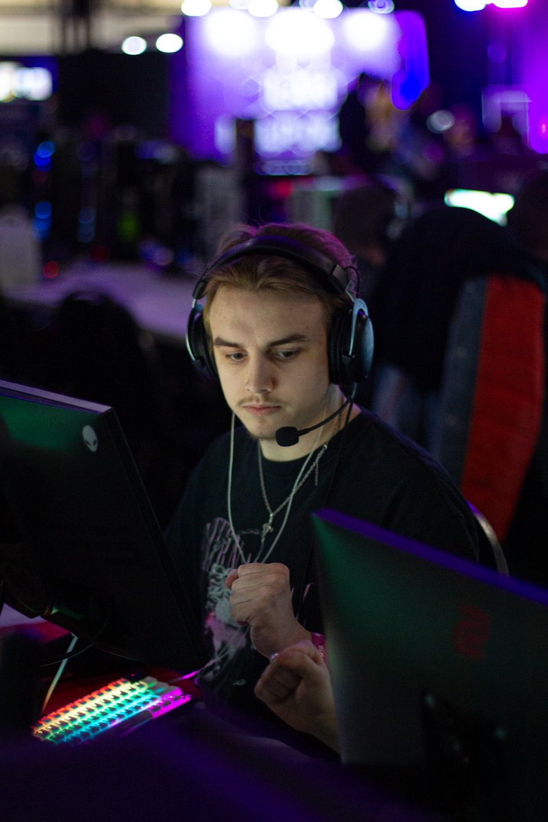 I heckin love @twitchgolack 

📸 <a href="/theskiesbg/">theskiesbg 🌙📸</a>