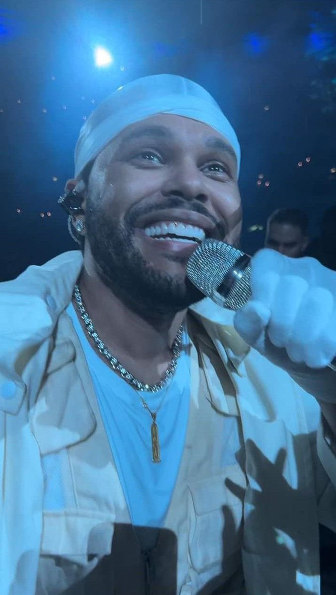 lovebeingxo's tweet photo. say something only xo fandom would understand https://t.co/i2cnGcsU2d