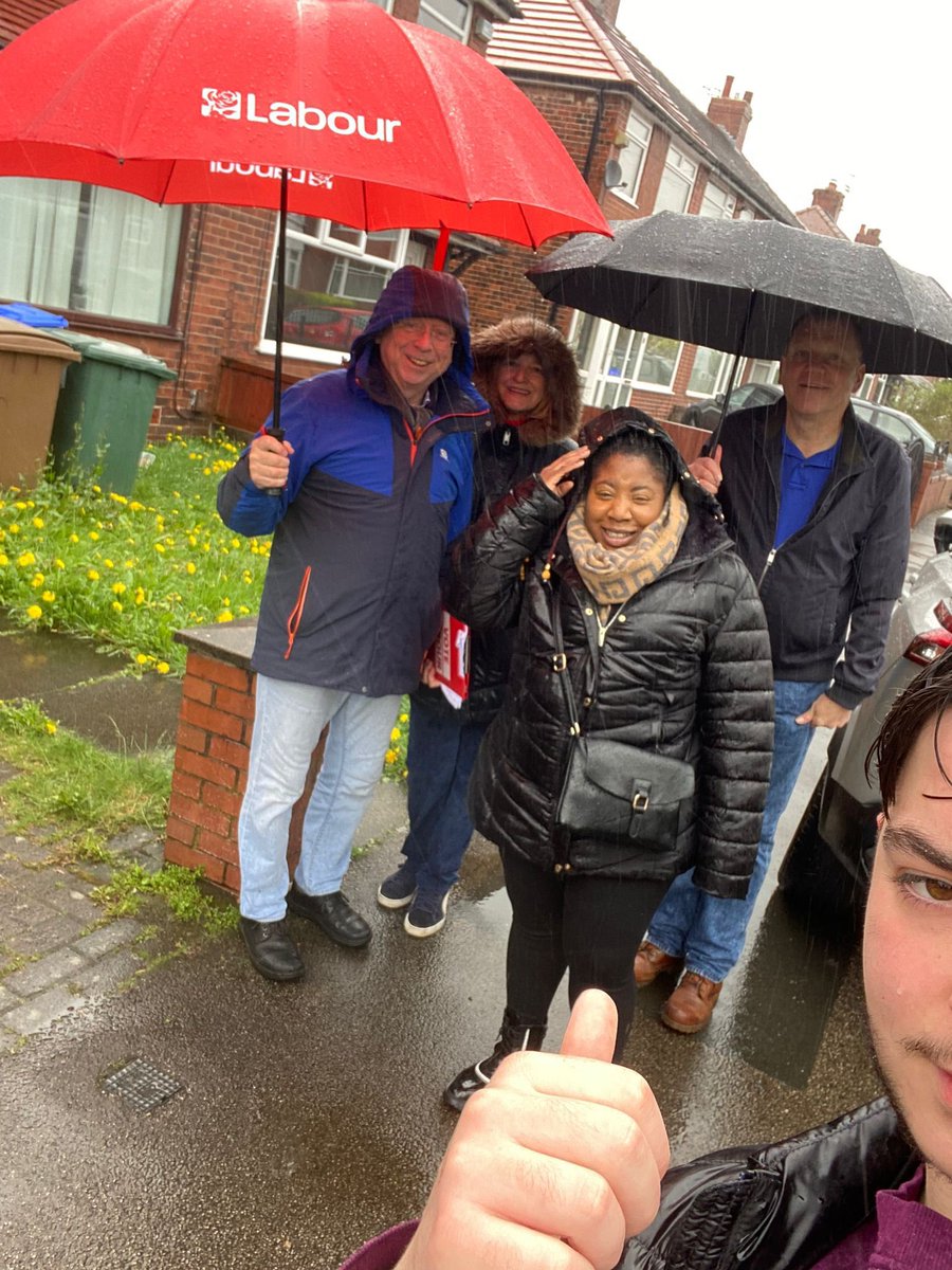 Great Labour team out - despite the blustery weather! - in North Middleton today 🌹 Vote Labour on 2nd May #LabourDoorstep