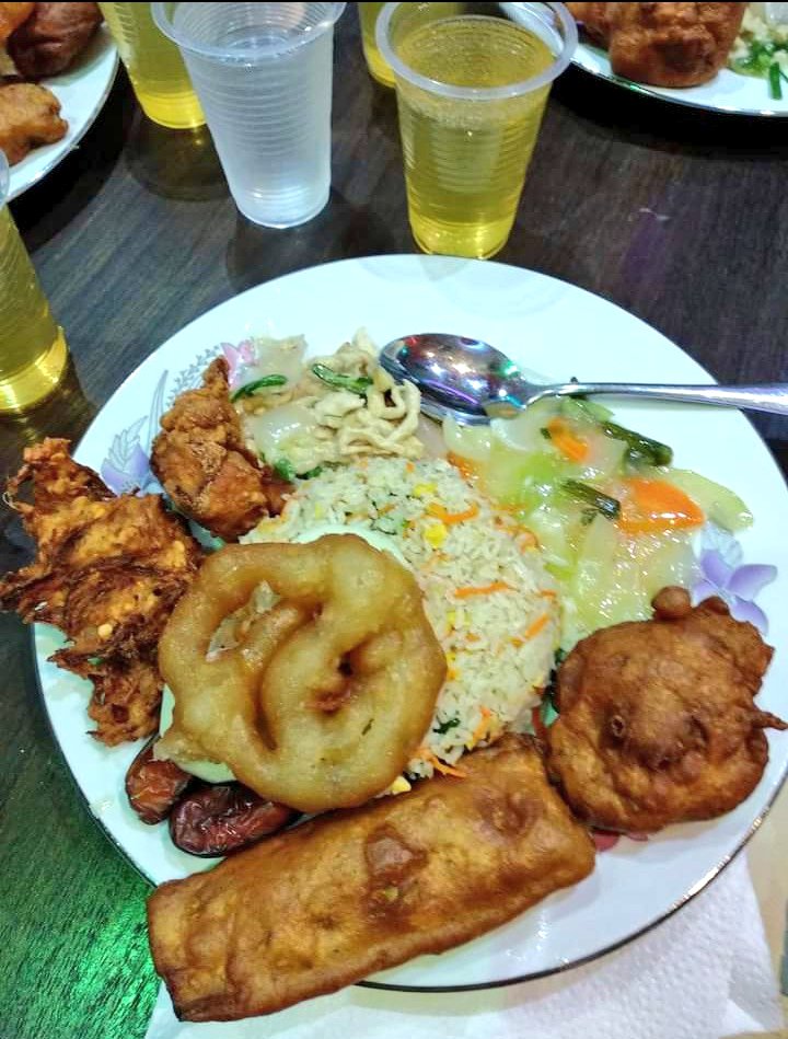 Last work day Iftar with my lovely colleagues😋🤤 Eid vacations starts finally 😍💃 Now relaxing and fun vacation begins In sha Allah ❤️ 
#EidVacation #IftarParty