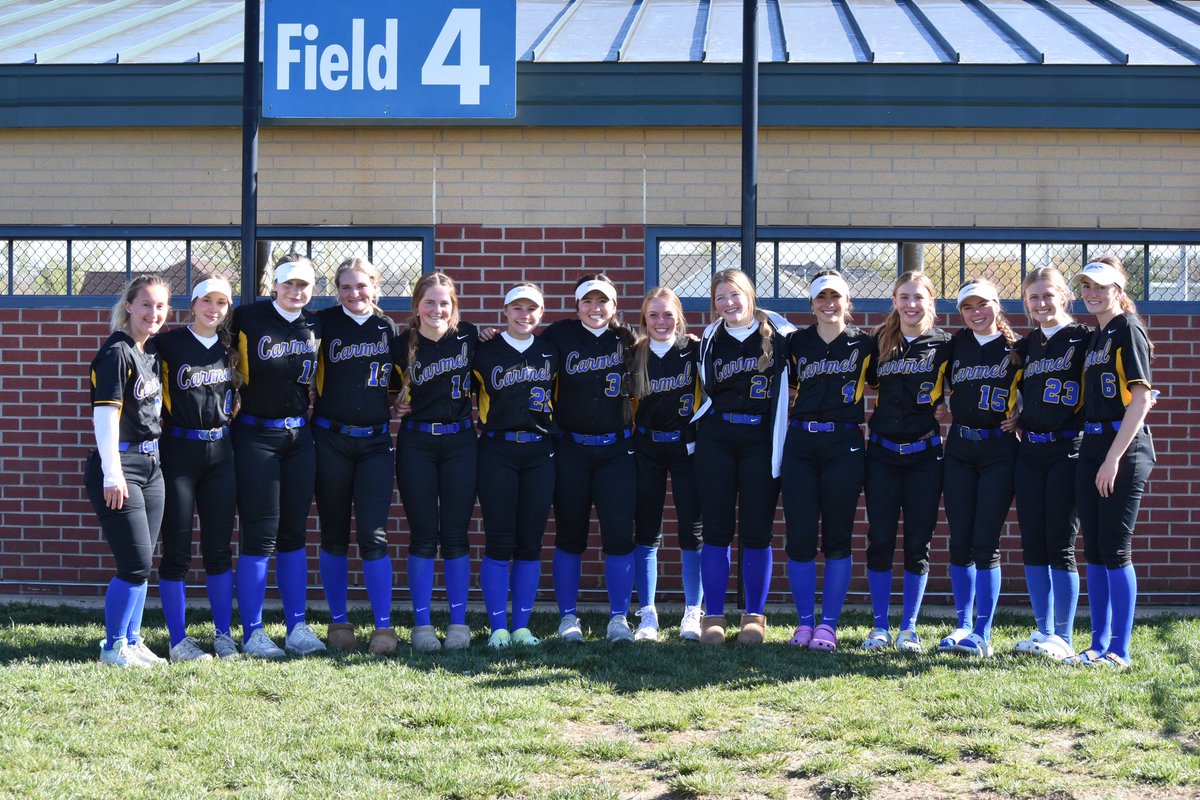 @HoundsSB took down Class 4A #2 ranked Floyd Central in the @CastleSoftball Invitational this weekend. Never count us out! These girls fought hard in all 4 games.