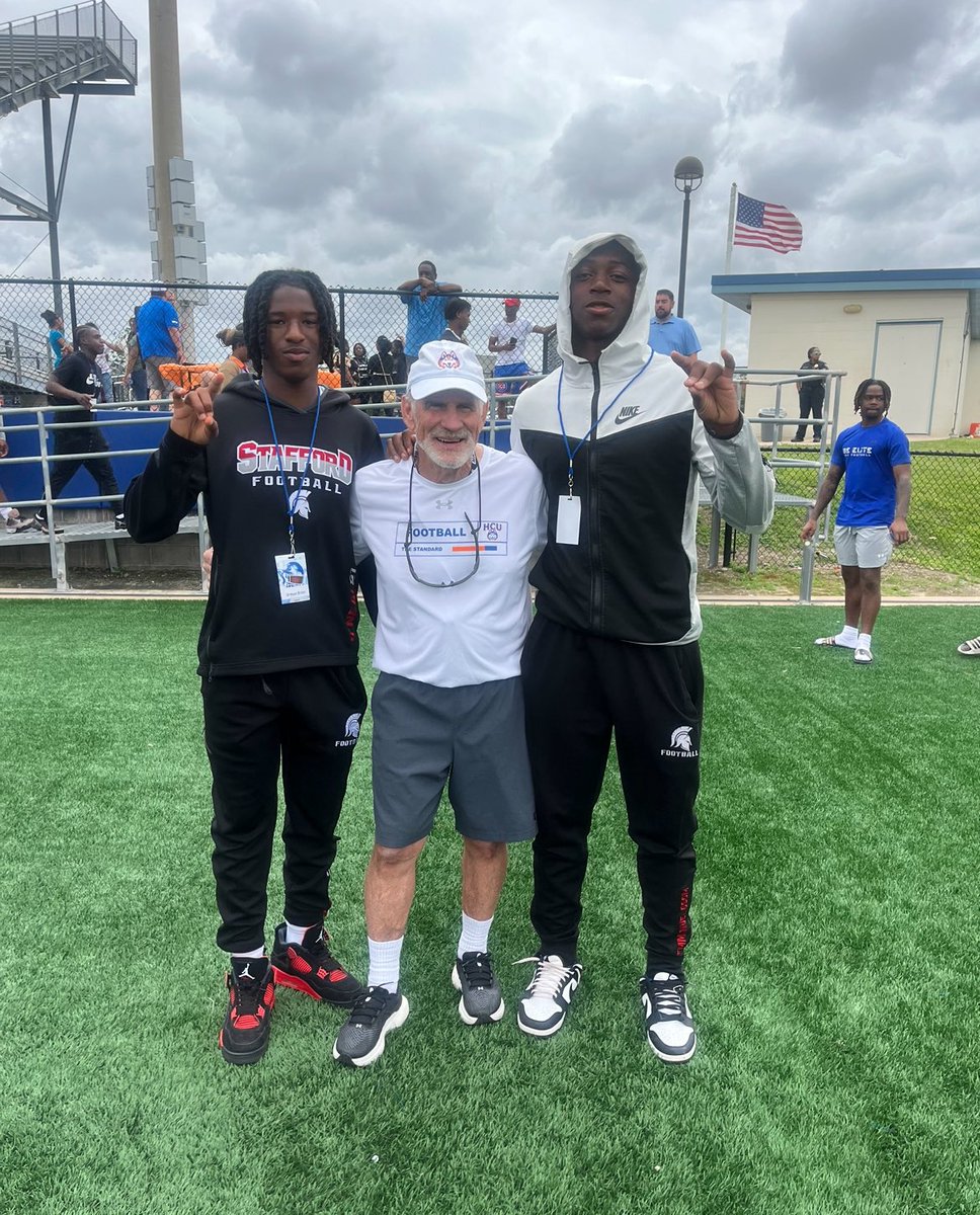 Suzettespartans's tweet image. Class of 2025 @StaffordFTBL 
#springballcollegevisit @HCUFootball @BUFootball 
#smsdalumni