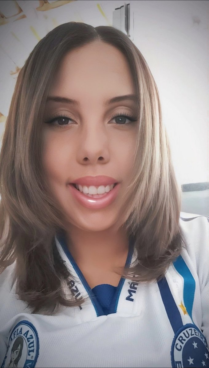 daianavieiram's tweet photo. Nos gramados de Minas Gerais
Temos páginas heroicas e imortais
Cruzeiro, Cruzeiro querido
Tão combatido, jamais vencido!
Obrigado Marcelo Moreno.

#CRUxCAM 
#FinalMineiro 
#Mineirão 
#Cruzeiro https://t.co/zGsaa1dYbu
