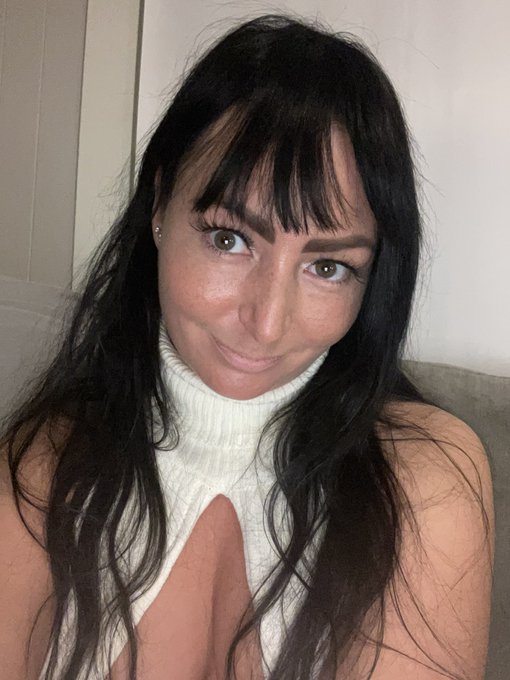 @Loser7684 I&rsquo;m not mean.. but I still loved to spoiled! Will you please spoil me?   https://t.co/rshZuDKtk8<a class="tags" target="_blank" title="On Twitter" href="/?out=eyJ0eXAiOiJKV1QiLCJhbGciOiJIUzUxMiJ9.eyJpYXQiOjE3MjQyMjAxMTEsImlzcyI6InR3cG9ybnN0YXJzLmNvbSIsIm5iZiI6MTcyNDIyMDExMSwiZXhwIjoxNzU1NzU2MTExLCJyZWRpcmVjdF91cmwiOiJodHRwczovL3R3aXR0ZXIuY29tL0xvc2VyNzY4NCJ9.tnblpnz2vZ5R4d25lu9kCrB-dgIdC94yYP_jEBTqhwF-gxmG3_F7LvuP-DSPl4Hia5YgpMgUIqNIE61E295fHQ">@Loser7684</a><a href="/tag/valentinesday"class="tags"><span>#valentinesday</span></a><a href="/tag/redlingerie"class="tags"><span>#redlingerie</span></a><a href="/tag/hotwife"class="tags"><span>#hotwife</span></a><a href="/tag/slutwife"class="tags"><span>#slutwife</span></a>