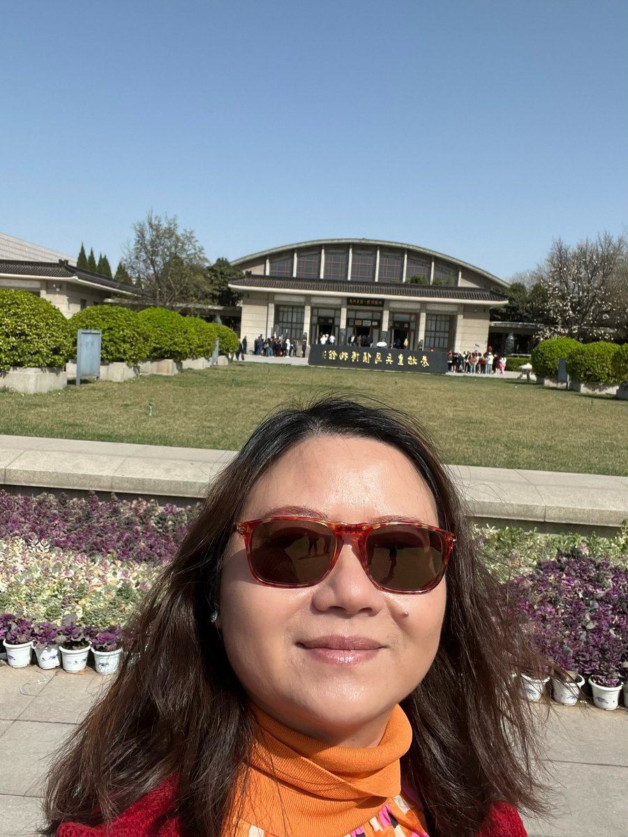 My favourite city in China is definitely Xi’an! Beautiful buildings! Perfect weather! Amazing experience seeing the terra-cotta army!