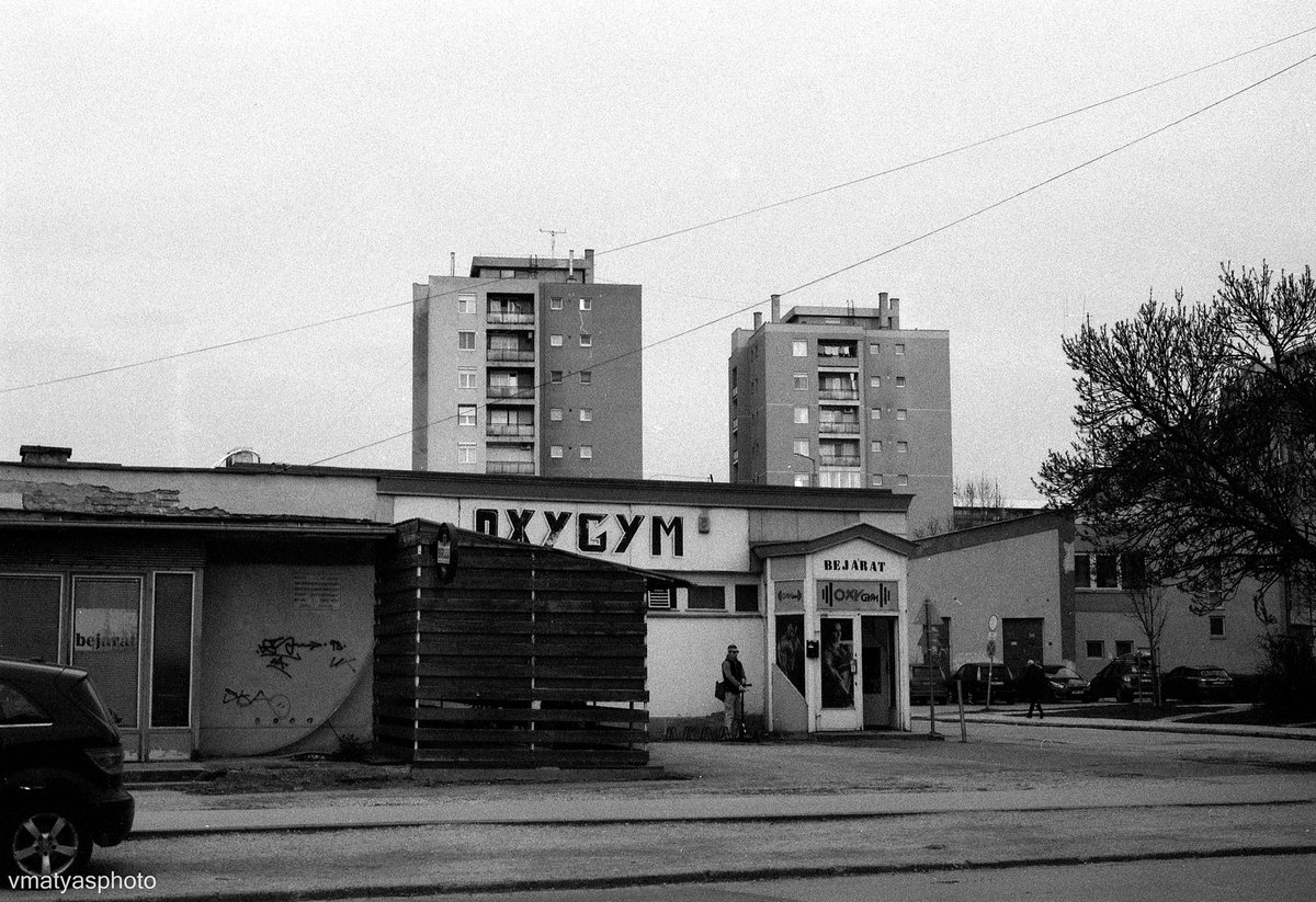 VMatyi's tweet photo. Hungarian Cityscape 

#photography #photographer #analog #35mm #minolta @lomography #ladygrey400 @KonicaMinoltaUS https://t.co/NocvthYlsQ