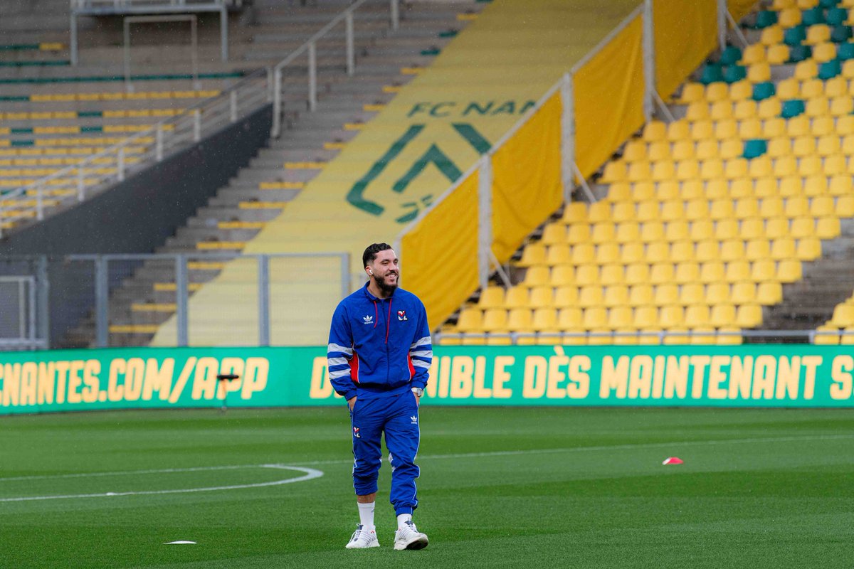 𝑳𝒀𝑶𝑵𝑵𝑨𝑰𝑺 🦁🔴🔵

#FCNOL