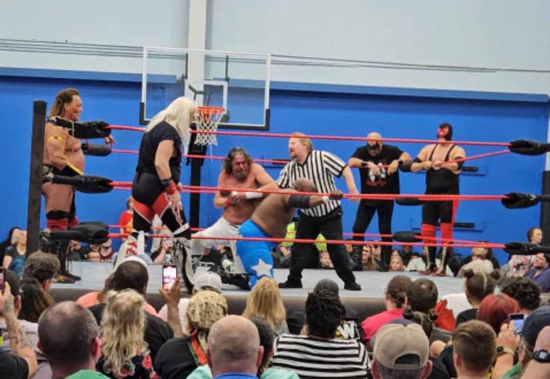 A peek at last weekend's match during the Ivan Koloff Memorial Tag Team Tournament! Thanks to all who came out to see us!
#ivankoloff #prowrestling #80swrestling #wwe #wwf #nwa #tagteam #tournament