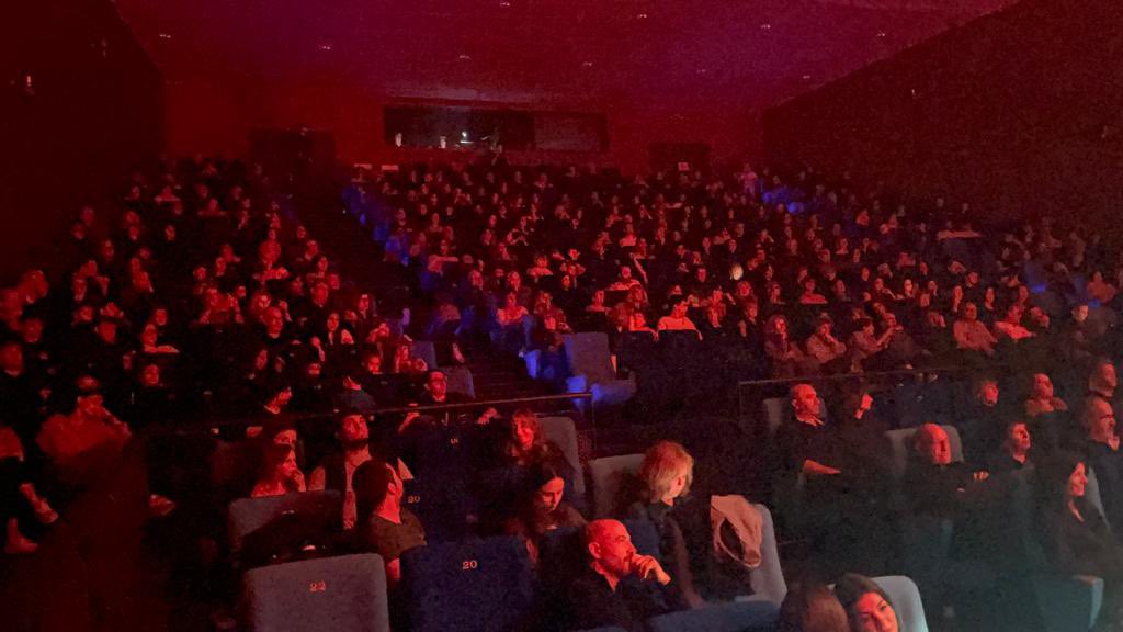 Gilles_Simeoni's tweet photo. Serata di sustegnu à Scola Corsa in Biguglia, in presenza di i nostri amichi baschi : dopu à 3 anni d’impegnu, si rinforza a dimustrazione di a necessità di l’insignamentu immersivu, accuppiatu à a valurizazione suciale è sucietale di a lingua. Forza ! https://t.co/jRBoepGbIf
