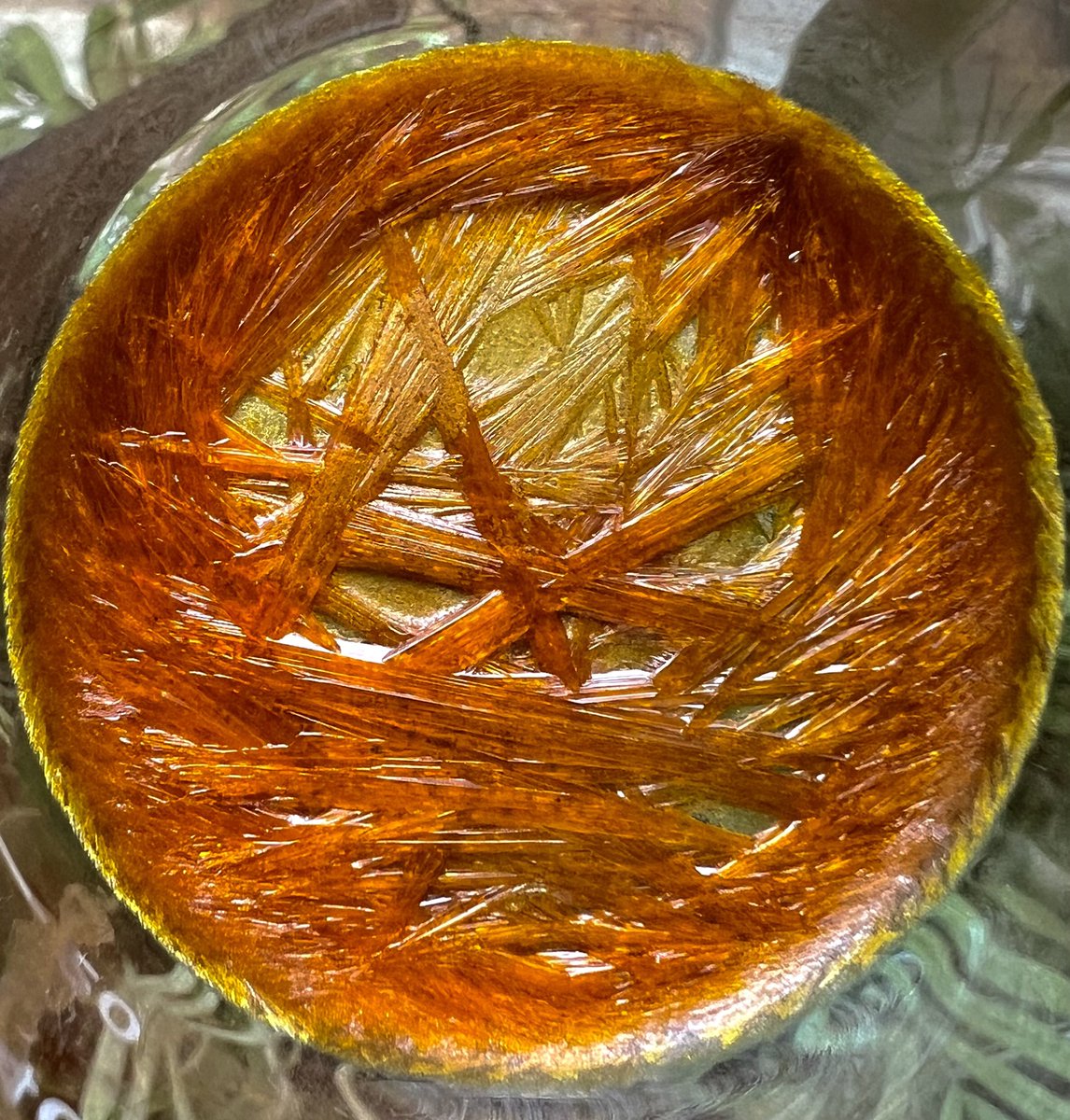 Oil from Gold? Oil from a metal? 

Yup. Hydrocarbons, terpenes, ketones, phenolics, etc… An organic essential oil.

We know there aren’t actual oils inside of Gold, so how’s an organic oil extracted? 

Alchemy… creating organic oils from inorganic materials.