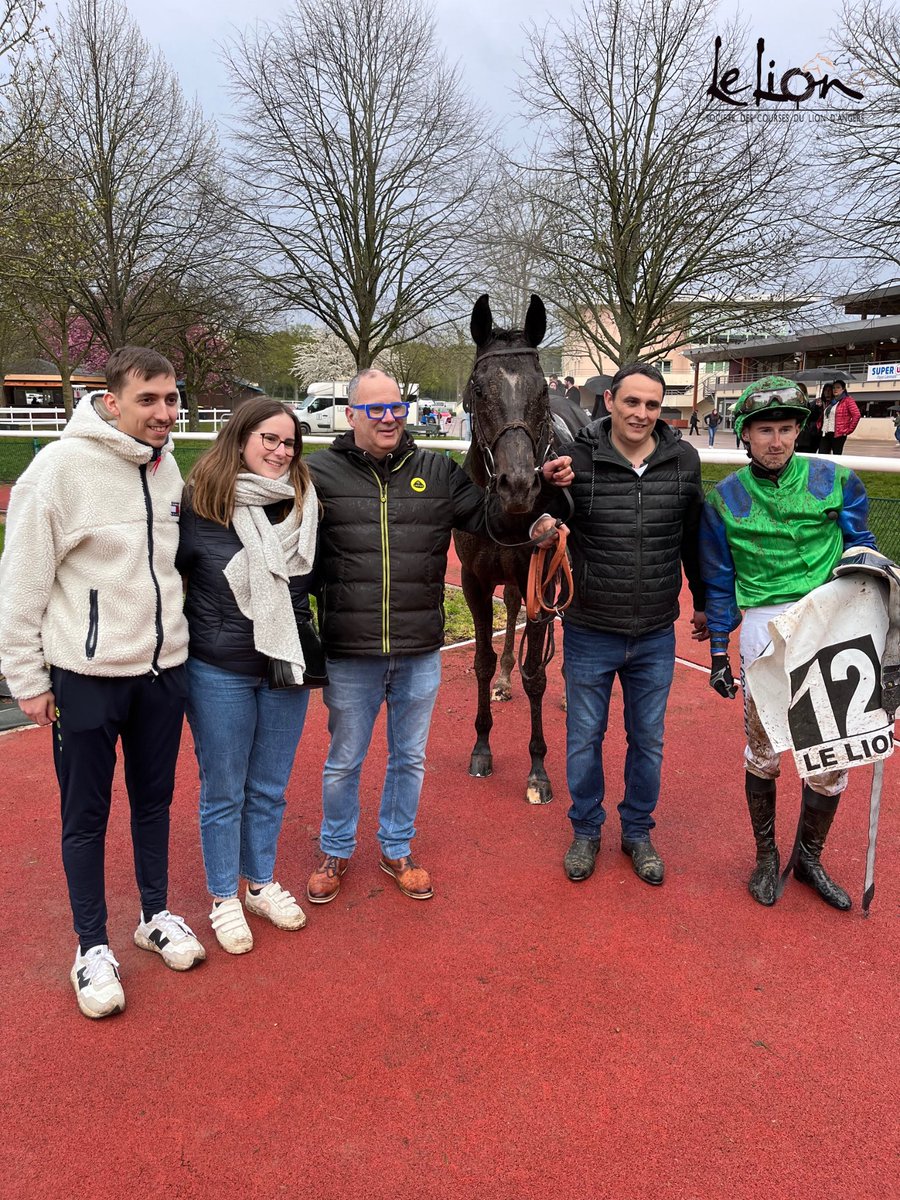 Hippodrome du Lion d’Angers (@coursesdulion) on Twitter photo <a href="/LGadbin/">Ludovic Gadbin</a> <a href="/harasdulion/">harasdulion</a> Course 7️⃣ - PRIX DU DOLMEN (Classe 4)
🥇 DRIP
Propriétaire : M. T. Maudet
Jockey : <a href="/CoralloEnzo33/">Corallo Enzo</a>
Entraîneur : T. Maudet
Éleveurs : Wertheimer & Frere <a href="/LGadbin/">Ludovic Gadbin</a> <a href="/harasdulion/">harasdulion</a> Course 7️⃣ - PRIX DU DOLMEN (Classe 4)
🥇 DRIP
Propriétaire : M. T. Maudet
Jockey : <a href="/CoralloEnzo33/">Corallo Enzo</a>
Entraîneur : T. Maudet
Éleveurs : Wertheimer & Frere