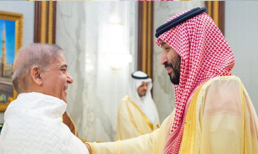 PMLNDigital's tweet photo. 🇵🇰🤝🇸🇦 https://t.co/1aEZ2QtZmV