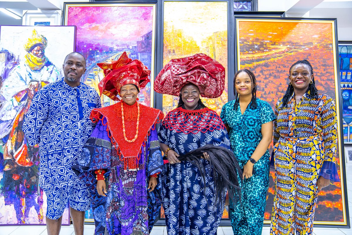 The @nikeartgallery embodies the essence of Nigerian heritage & creativity. Today's visit led by @ElsieAttafuah highlighted the incredible talent & entrepreneurial spirit of Nigerian artists. Proud to support & celebrate our cultural diversity. Excited for future collaborations.