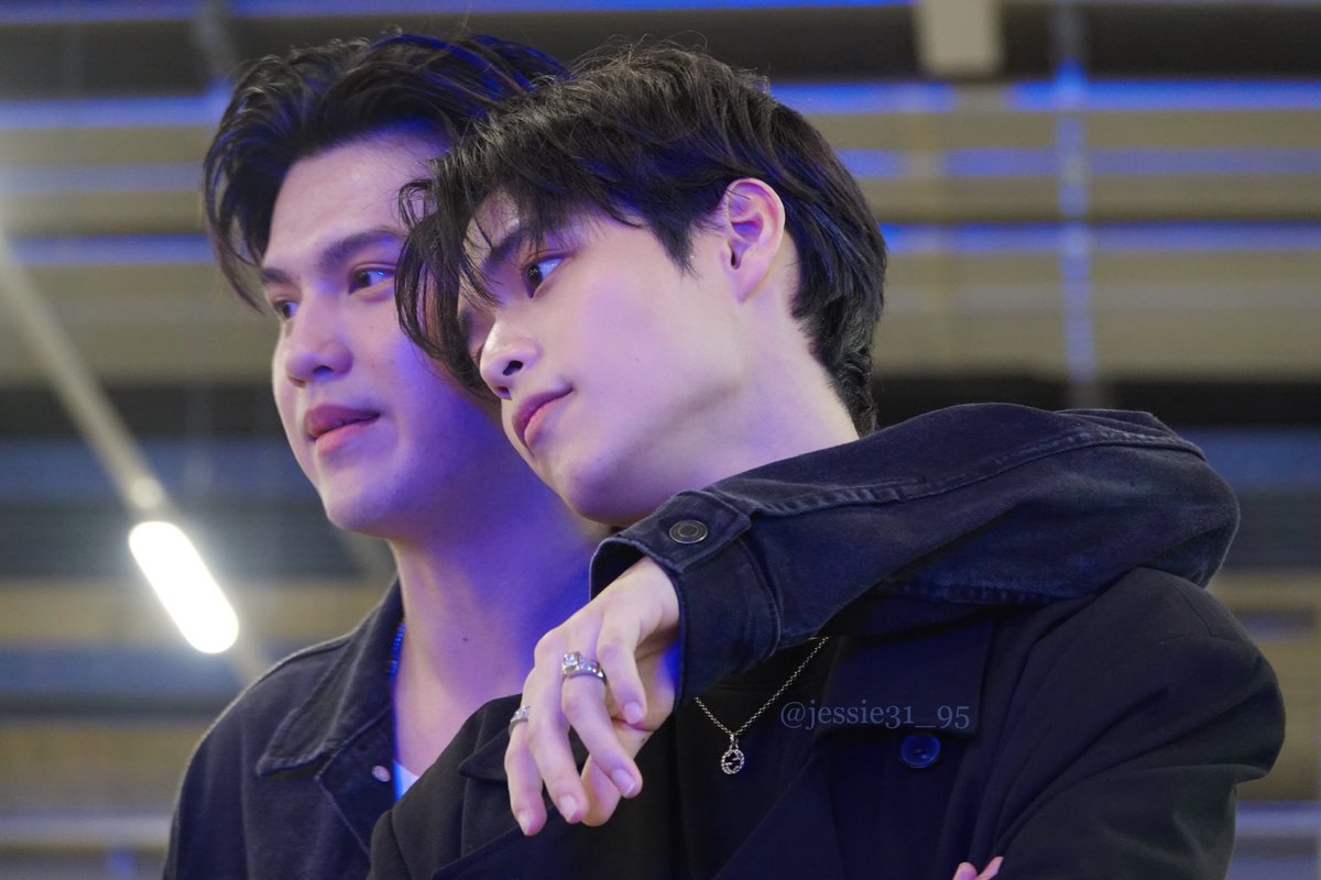 M I N E

#marcpoon #มาร์คปูน 
#marcmc #poon_mit12 
#AouBoomMarcPoonxBookFair2024