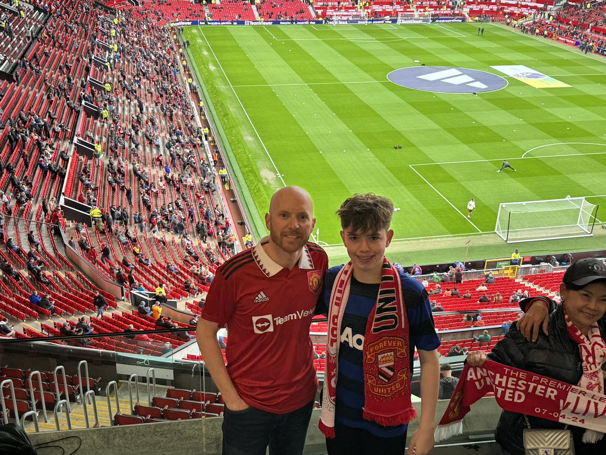 Ryan Hallenbeck tweet media