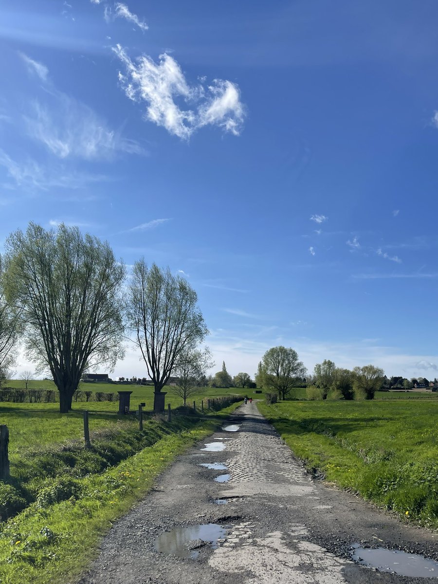 Quand le ciel se teinte en bleu dans les #HautsDeFrance 

#EnFranceAussi