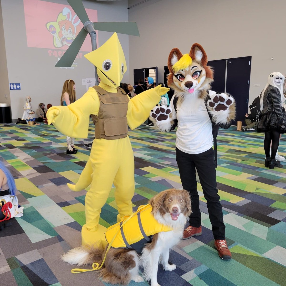 A random doggie was placed into our photo lol, but here's a quick pic from SacAnime Roseville! 🐶🪡: @dog_juicy
