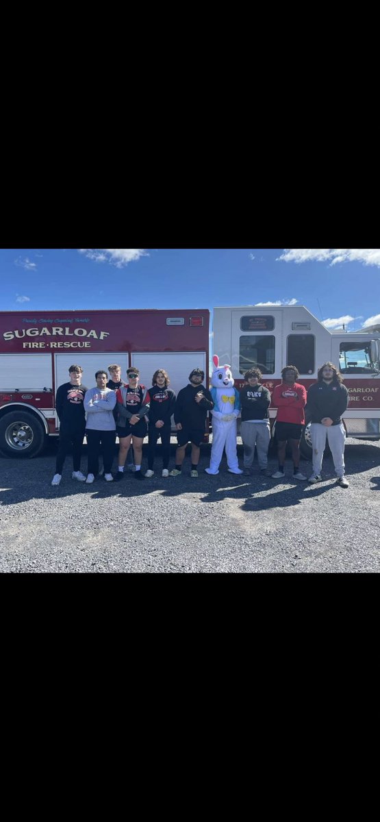 What an incredibly selfless, respectful, driven, and hardworking group WE have leading our Hazleton Area High School Football F.A.M.I.L.Y.‼️ Our players are truly an unbelievable representation of all that is awesome in our community‼️ Thank you to everyone who supports US‼️
#TLC