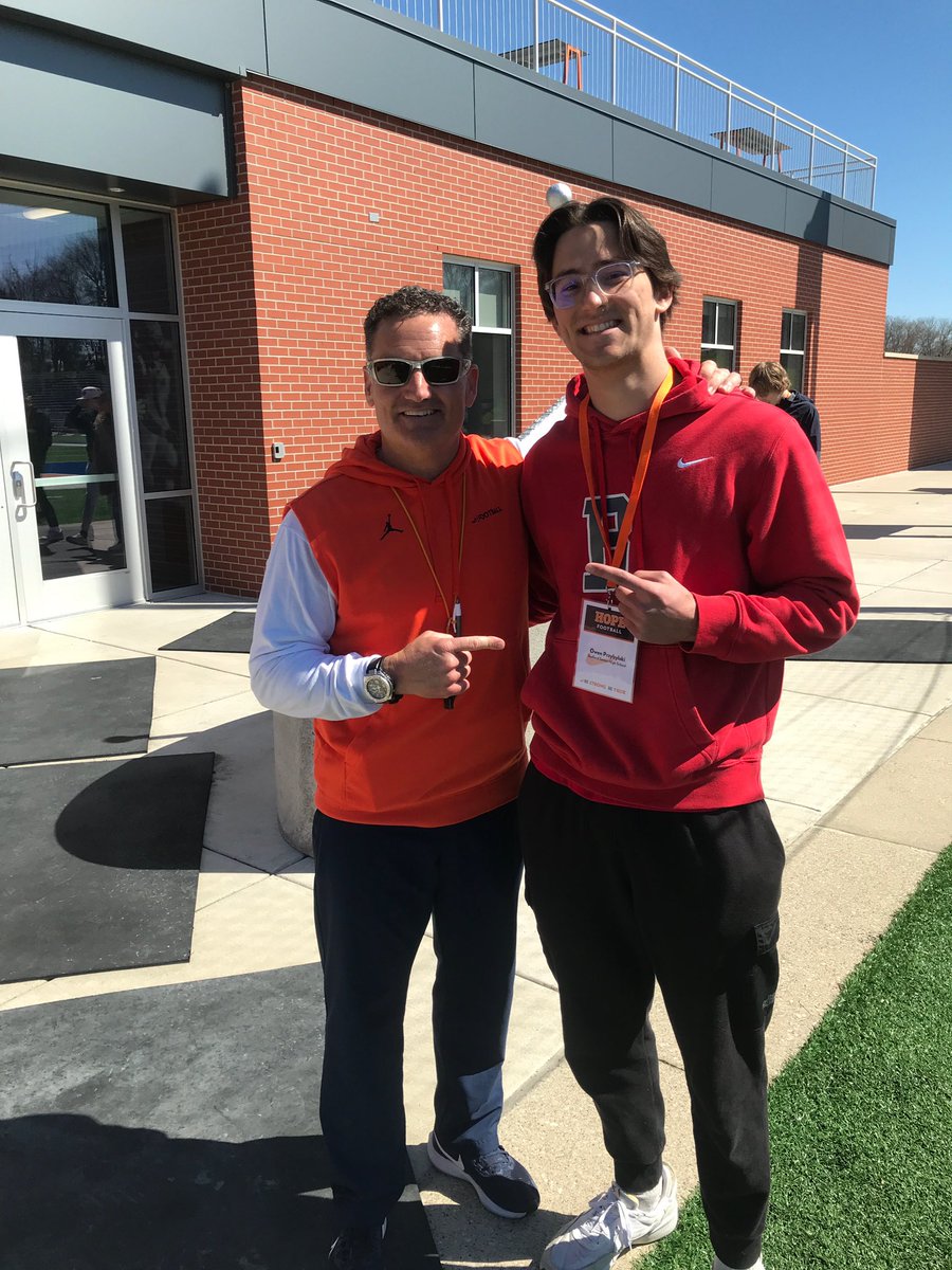 Had a wonderful time seeing and learning about <a href="/HopeCollege/">Hope College</a> and <a href="/HopeCollegeFB/">Hope College Football</a> during Junior Day! Thanks to the coaches, especially <a href="/PStuursm/">Peter Stuursma</a> <a href="/jacobpardonnet/">Jacob Pardonnet</a>, for the opportunity to come see the guys practice
