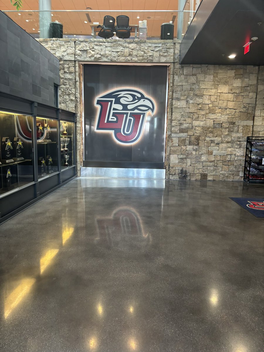 Had an amazing time @LibertyFootball Thanks @CoachNateHope and @Aaron_Fierbaugh and @CoachLoweIII for the great hospitality and making me feel like family!! @CoachChadwell @coachwaites @coachisaacFB @willykorn @Tony_TDUB @Coach_Ladutko @CoachColtonKorn @MageeCoach @CoachLinam