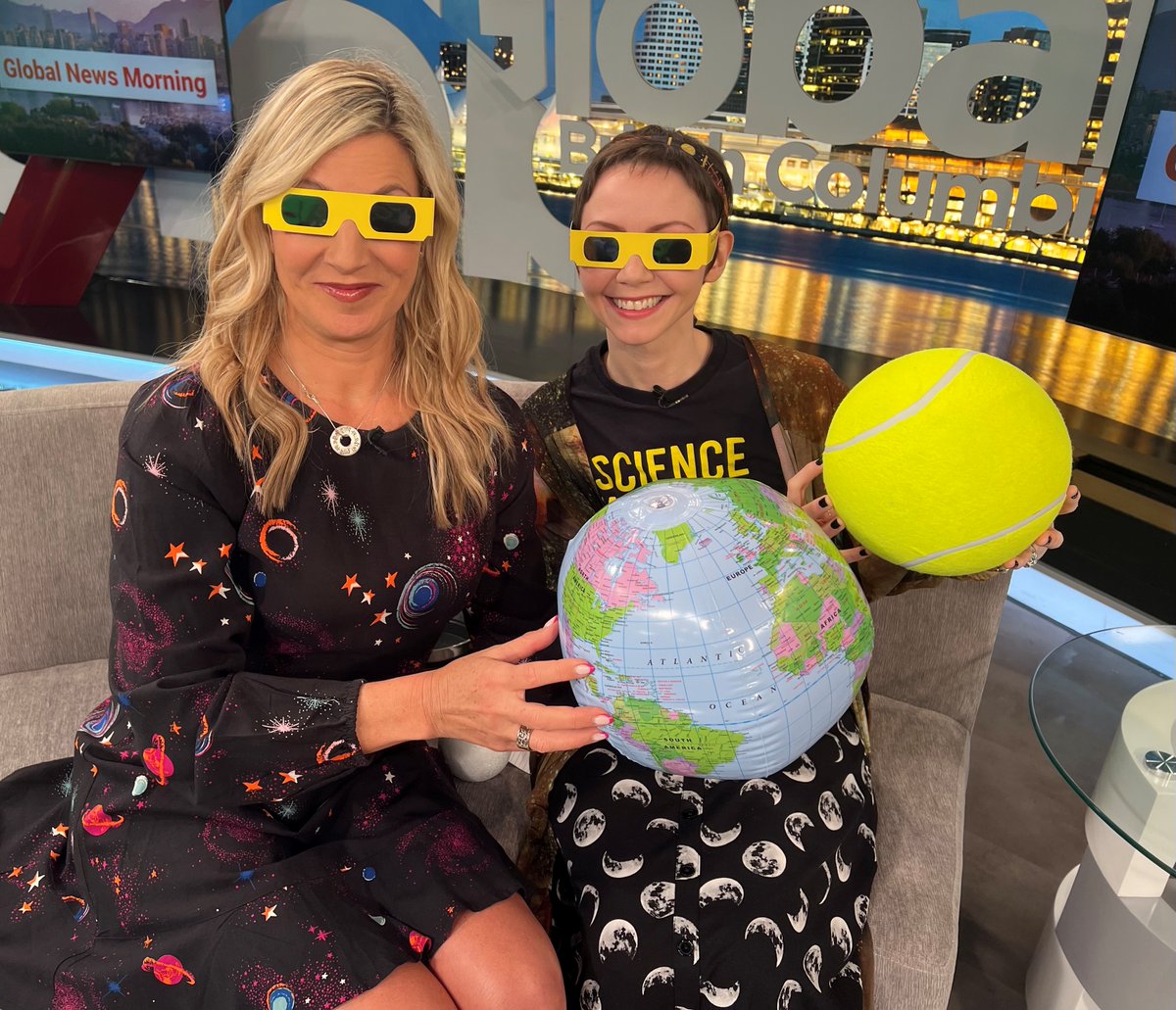 Countdown to the much anticipated #SolarEclipse BC Coast is expecting a damper on Monday's #SolarEclipse2024 but if you are able to watch in other areas of the country don't forget to be solar safe! Thanks for the studio visit @scienceworldca