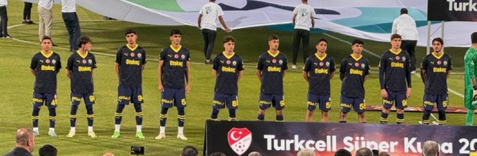 Fenerbahçe camiası sizinle gurur duyuyor.