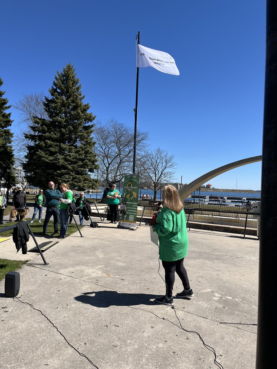Thanks to all who made it to our Kingston @GreenShirtDay event today! Good turn out and many shared stories and experiences! You could really feel the #LoganBouletEffect. Sunny day with just enough wind to show the #beadonor flag. Let's make it bigger and better next year! #ygk