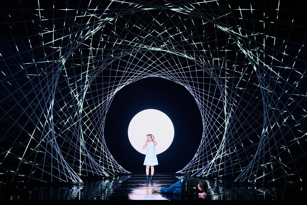 Bekijk de eerste scènefoto's van Orphée et Eurydice! Premiere 13 april <a href="/Wilminktheater/">Wilminktheater</a>  <a href="/enschede/">Enschede</a>  
Meer info: reisopera.nl/programma/orph… Met @phion_orkest en @ConsensusVoc Foto's: Eduardus Lee.