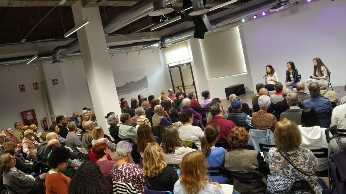 Gracias a la militancia de @PODEMOS por estar a la altura del momento, como siempre. Un lujo de formación, debates y aprendizajes en esta jornada de domingo en Madrid. ¡Seguimos!