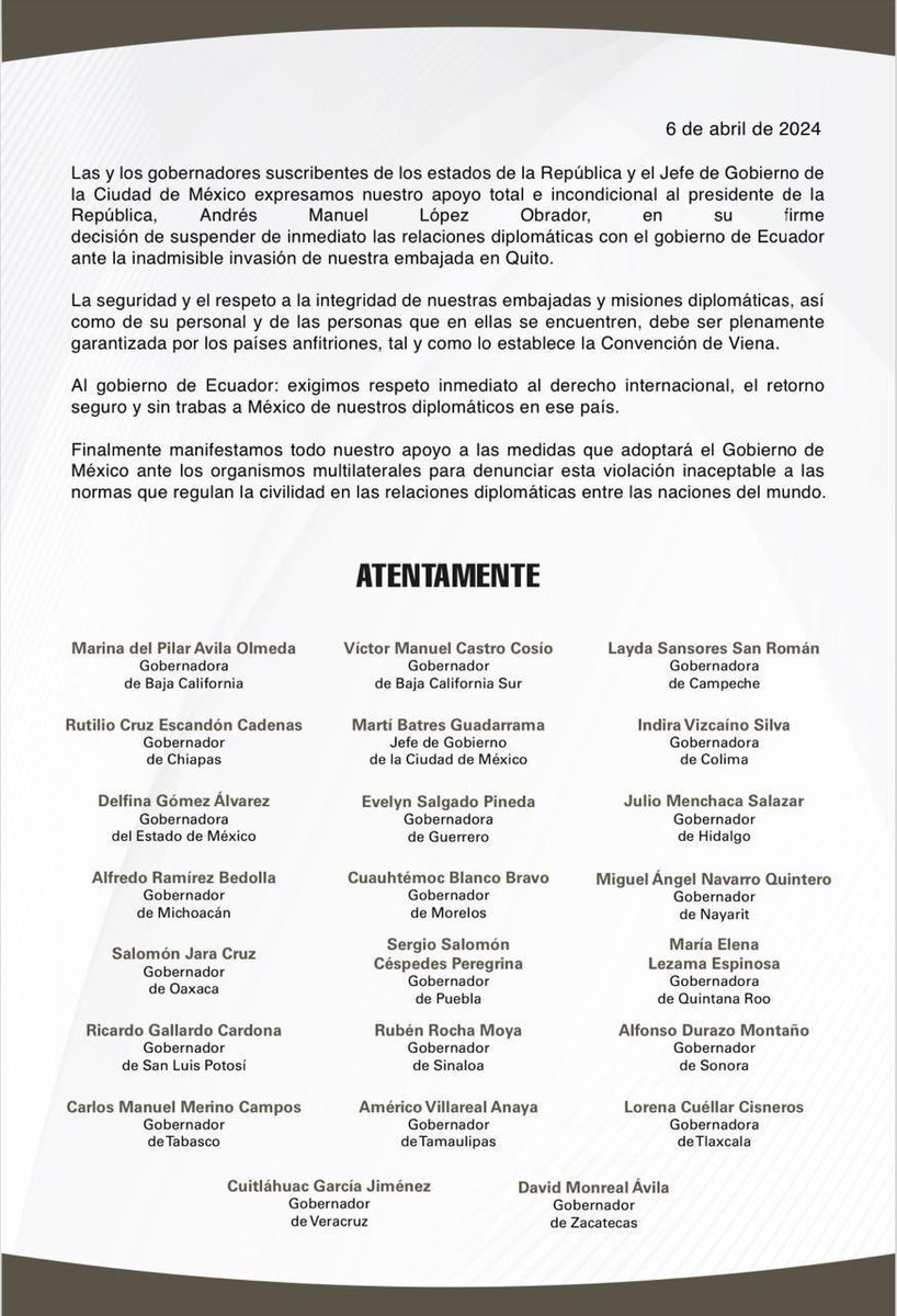 El Capi @cmmerino más interesado en el conflicto diplomático Ecuador-México que en la guerra entre cárteles  en el territorio tabasqueño.
En 12 horas han matado a 9 personas.
Hay más de una decena de detenidos y callan como momias. #TabascoSeguro