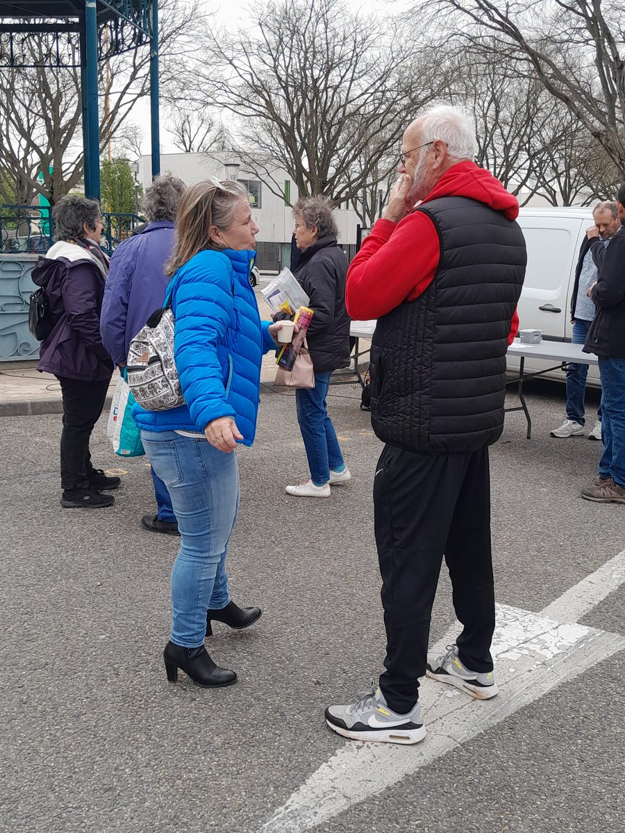 Murielle Laurent (@muriellel69320) on Twitter photo Ce week-end, on tracte, on tracte, on tracte sur les marchés <a href="/ReveillerEurope/">Reveiller l’Europe ! #AvecGlucksmann</a> Ce week-end, on tracte, on tracte, on tracte sur les marchés <a href="/ReveillerEurope/">Reveiller l’Europe ! #AvecGlucksmann</a>