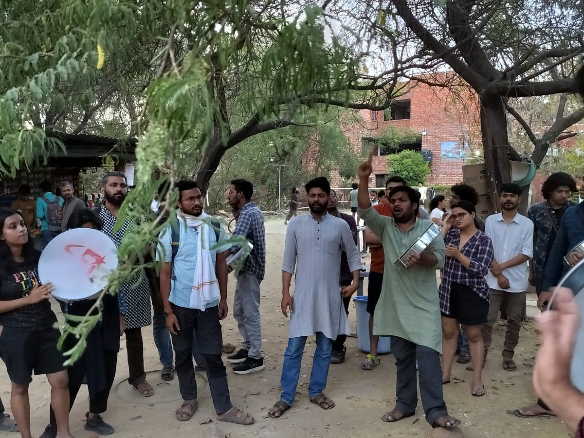 AISA joined JNUSU'S call against commercialisation of campus via film shooting, opening of Appolo and Dhobighat. AISA will stand in all fight with JNUSU against any sorts of privatisation of campus.
