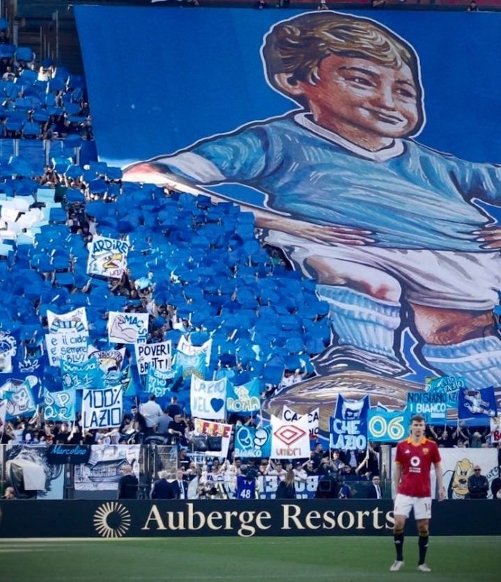 #Derby
8 giorni di lavoro.
dalla colazione alla cena.
mille cose, poco tempo, solo passione.
tutti insieme, sempre insieme. 
LA LAZIO È QUESTO.
FIRMATO: I LAZIALI
#CurvaNord