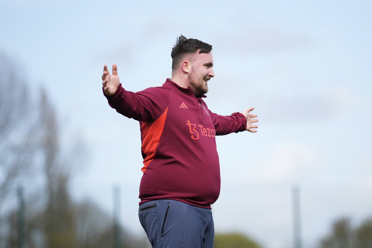 Luke Littler tweet media