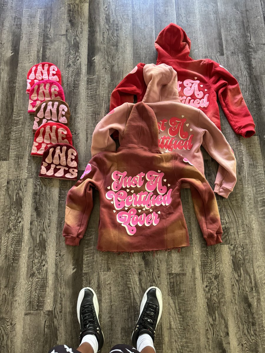 treyblickyy's tweet photo. just posting for some eyes to see..my brand really underrated💯 #fyp #trending #viral #clothingbrand https://t.co/yty3niiLJi